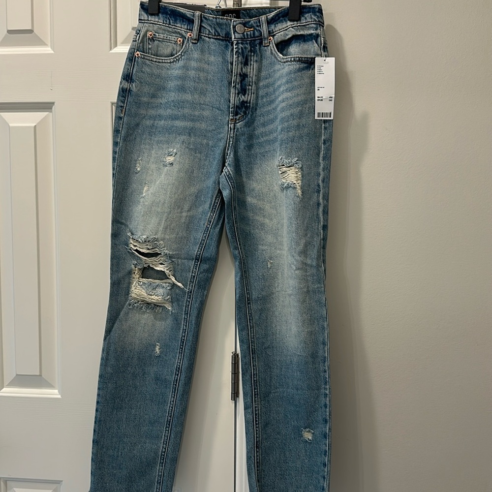 Women’s BDG slim straight jeans.